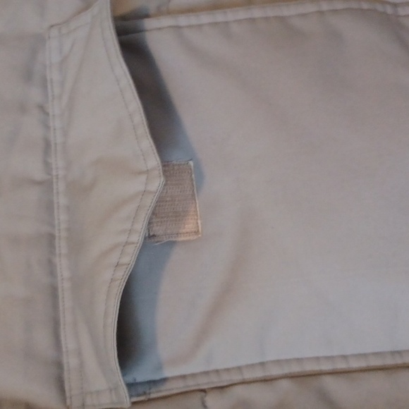 Field and Stream Reversible Down Filled Vest L - Picture 10 of 11